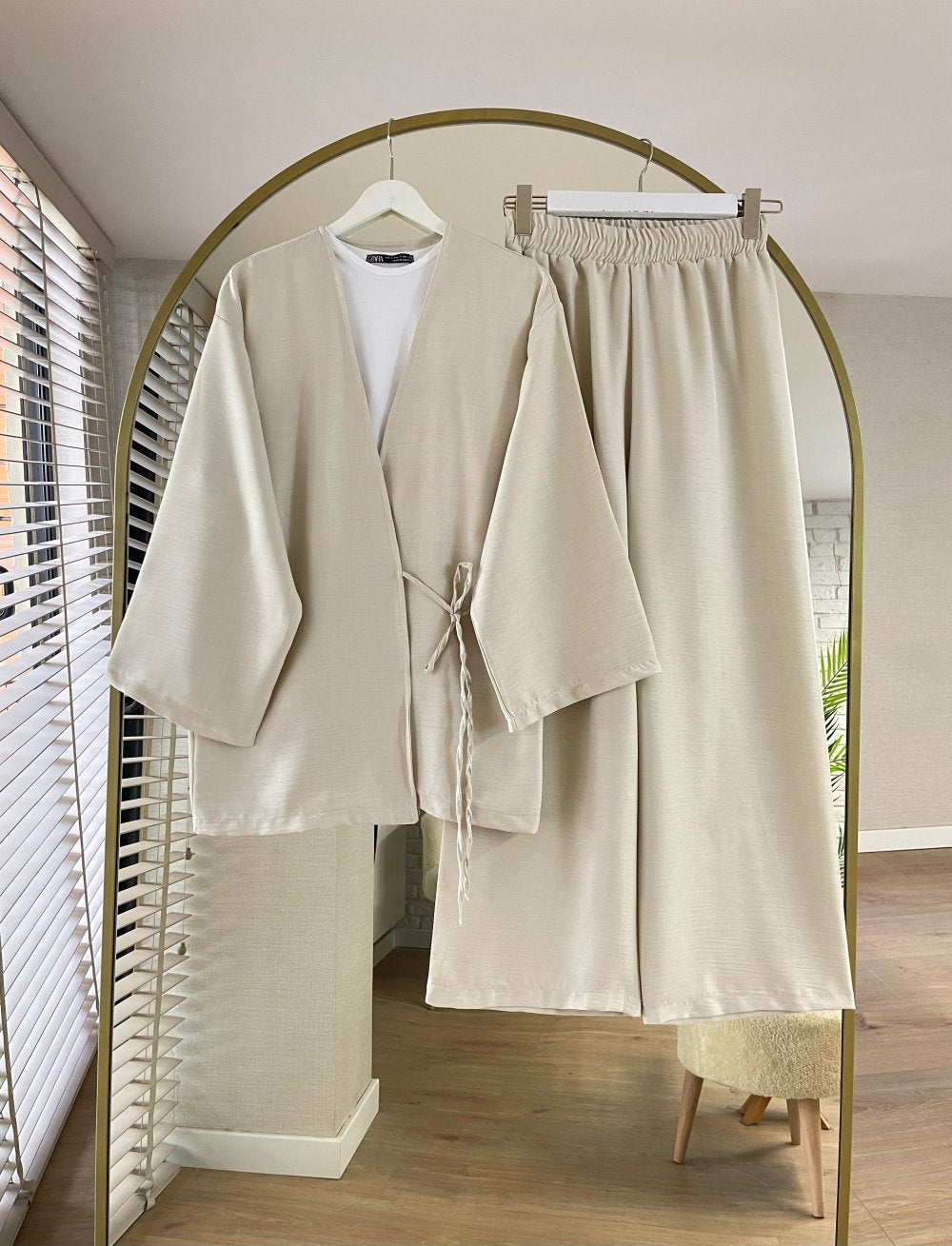 Tied Linen Set