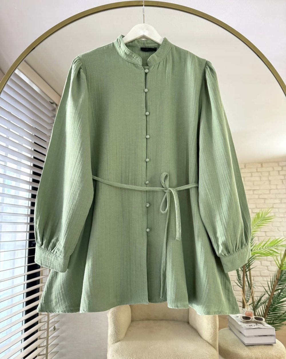 Buttoned Muslin Chemise