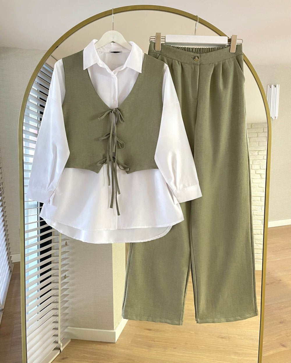 Ema 3-Pieces Set