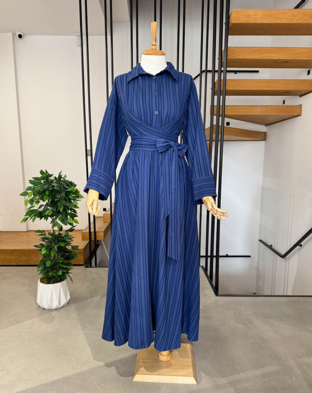 Belted Gofre Dress