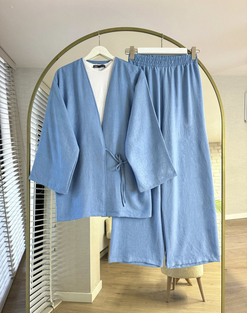 Tied Linen Set