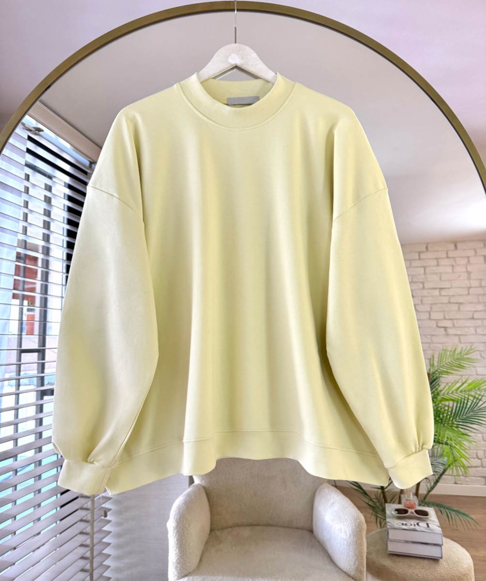One Sized Sweatshirt