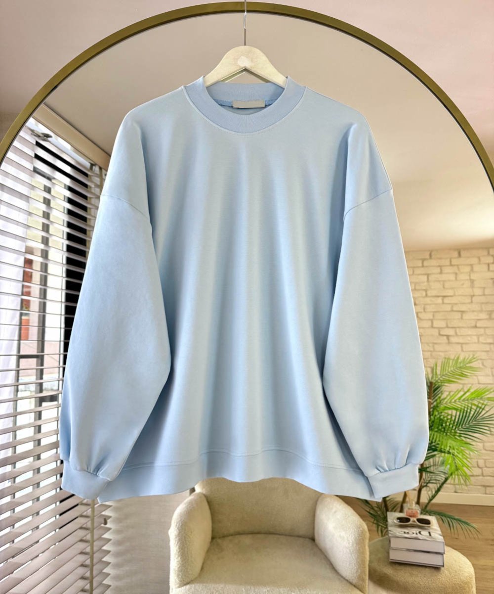 One Sized Sweatshirt